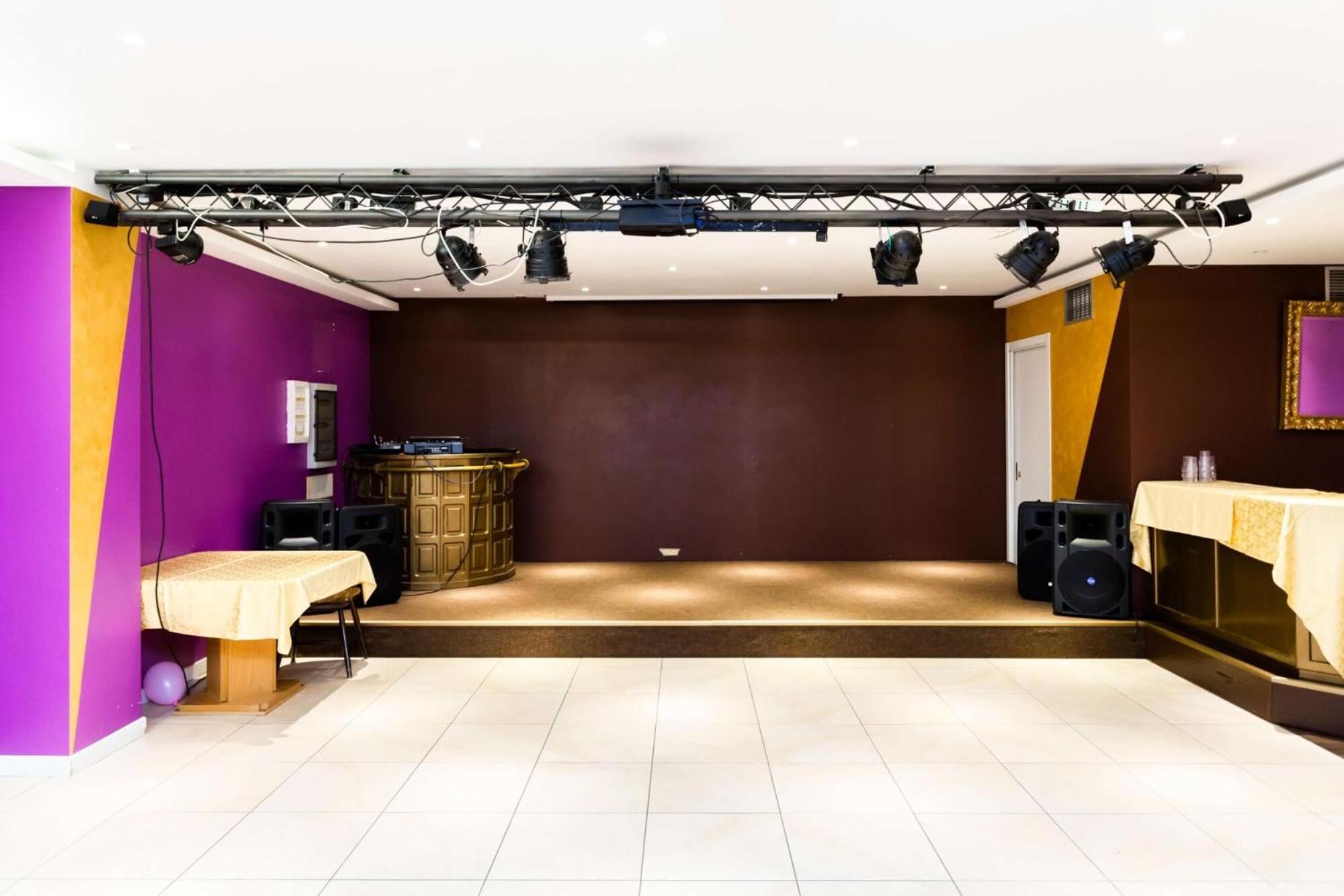סן מרקו די קסטרוזה Hotel Vienna מראה חיצוני תמונה