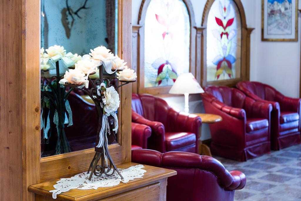 סן מרקו די קסטרוזה Hotel Vienna מראה חיצוני תמונה